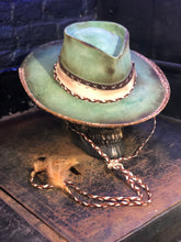Load image into Gallery viewer, Vintage Rare Custom hat , "verde speranza “