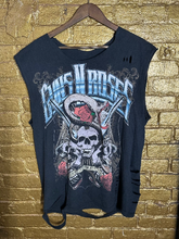 Load image into Gallery viewer, Unisex Rock &amp; Roll guns and roses custom vintage tee / T-shirt
