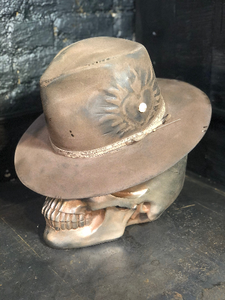 Vintage rare custom hat “ El corazón espinado “