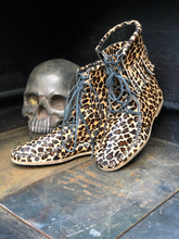 Load image into Gallery viewer, Boho Rock Cheeta Boot
